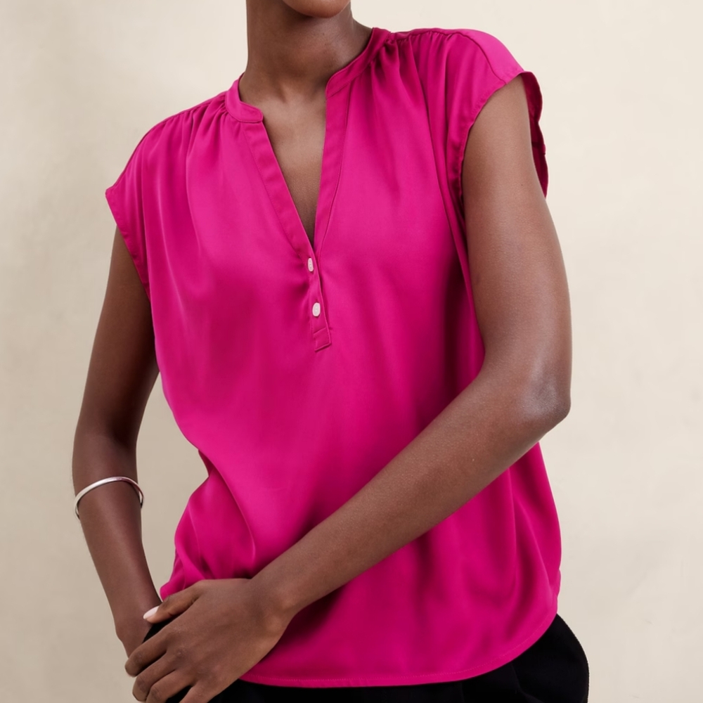 NWT - Banana Republic Dolman Blouse - Small